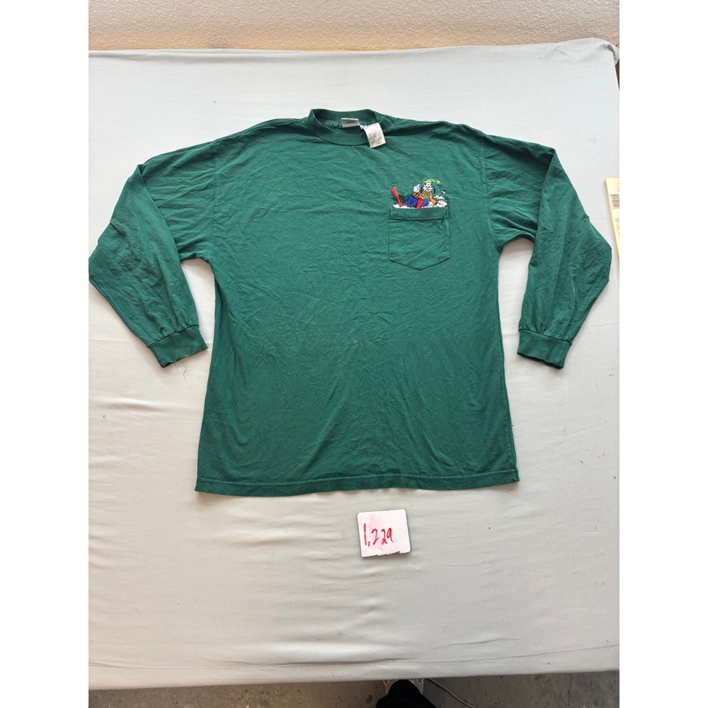 Vintage Disney Store Goofy Skiing Pocket T-Shirt Mens XL Green Long Sleeve 90s